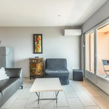 Le Liberty - Beautiful 67m Beachfront In Appartement