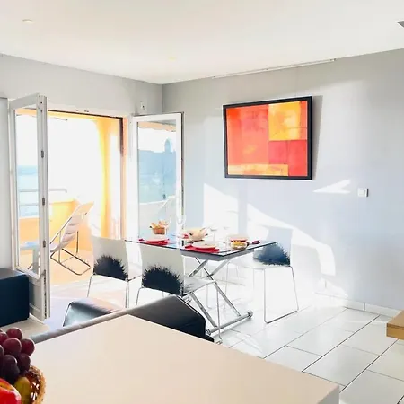 Le Liberty - Beautiful 67m Beachfront In * Fréjus